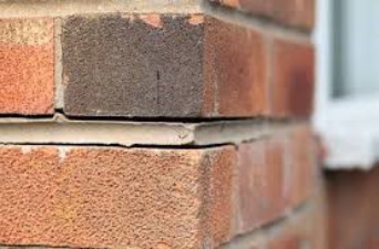 Wall Tie Failure - Horizontal Cracking In Brick Work